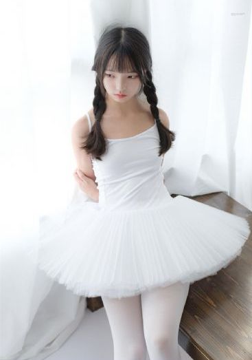 泡芙小姐