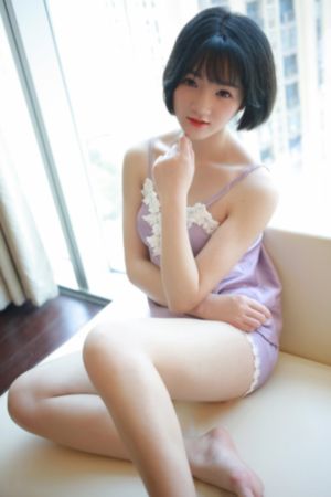年轻漂亮的学生4
